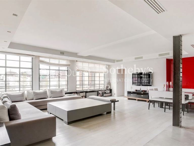 Appartement Paris 8e - 2 chambres - 152m²