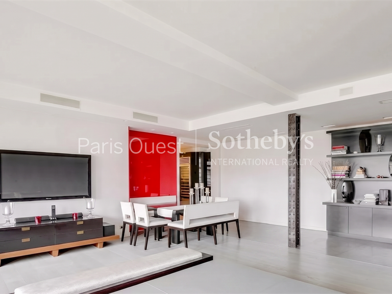Appartement Paris 8e - 2 chambres - 152m²