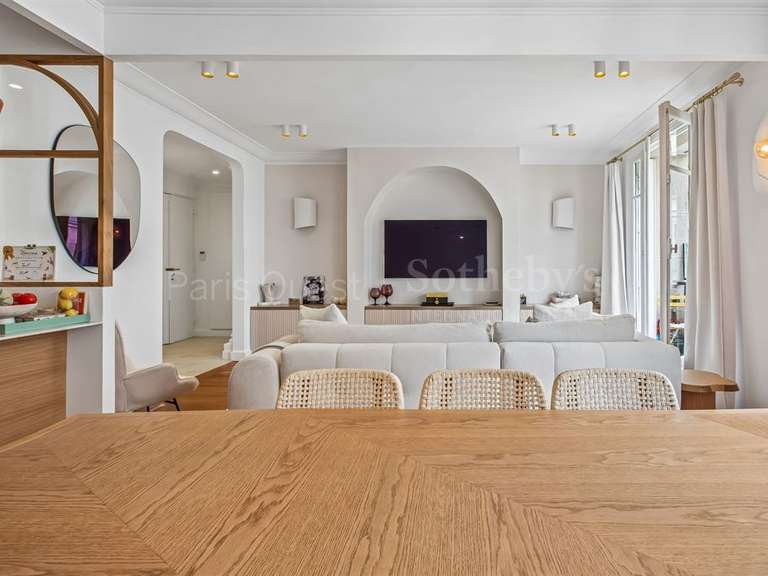 Appartement Paris 16e - 2 chambres - 90m²