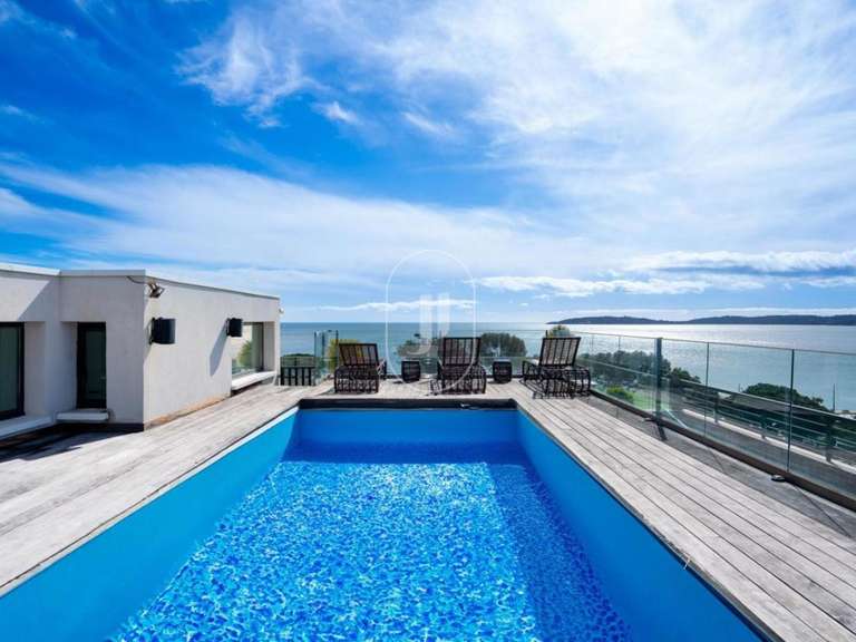 Apartment with Sea view Sainte-Maxime - 5 bedrooms - 327m²
