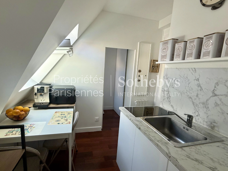 Apartment Paris 8e - 1 bedroom - 22m²