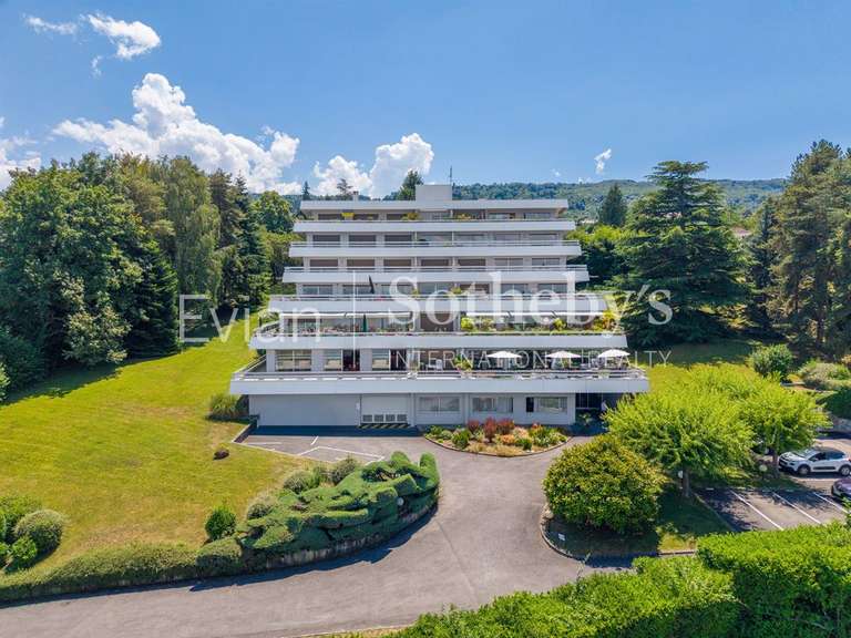 Appartement Évian-les-Bains - 3 chambres - 134m²