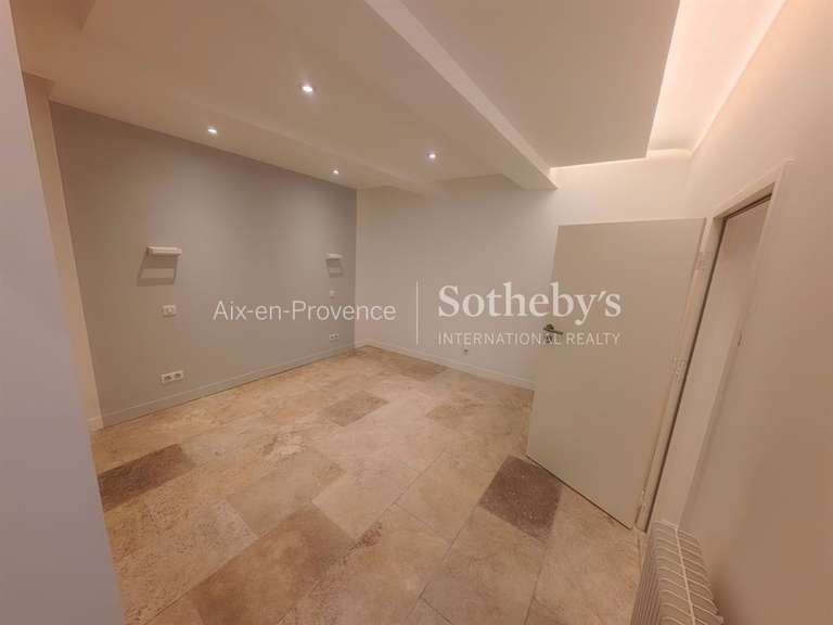 Appartement Aix-en-Provence - 1 chambre - 80m²