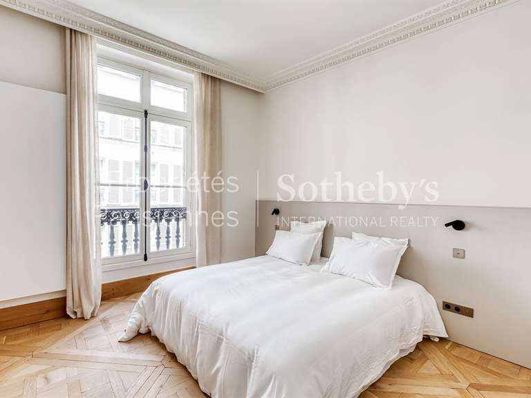 Appartement Paris 7e - 3 chambres - 182m²