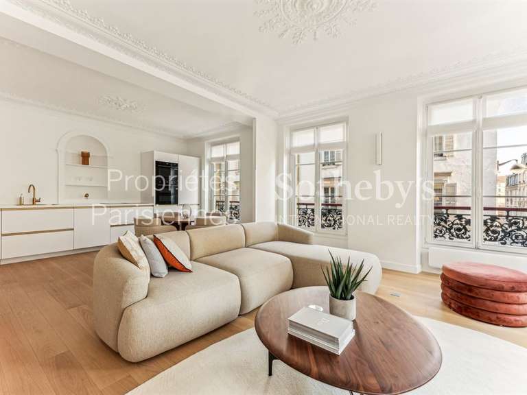 Appartement Paris 7e - 2 chambres - 79m²