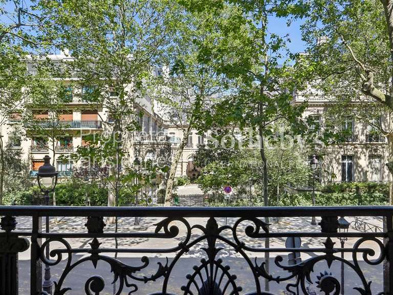 Appartement Paris 8e - 5 chambres - 359m²