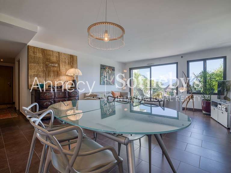Appartement Annecy-le-Vieux - 2 chambres - 95m²