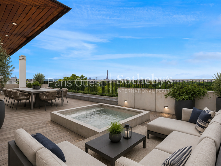 Apartment Neuilly-sur-Seine - 3 bedrooms - 242m²