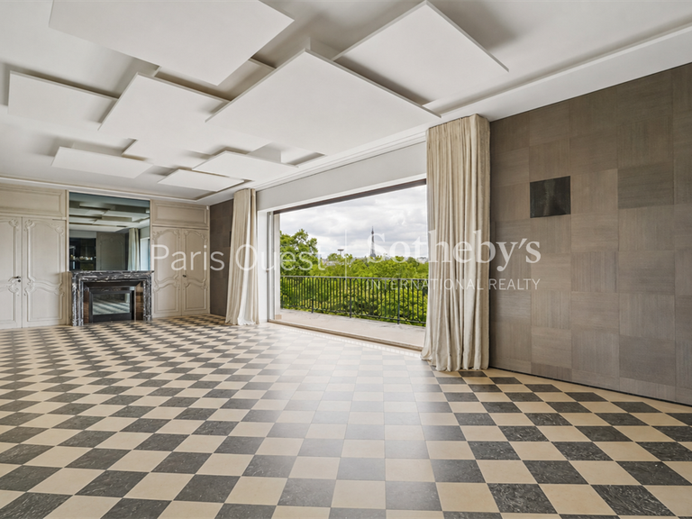 Apartment Neuilly-sur-Seine - 3 bedrooms - 242m²