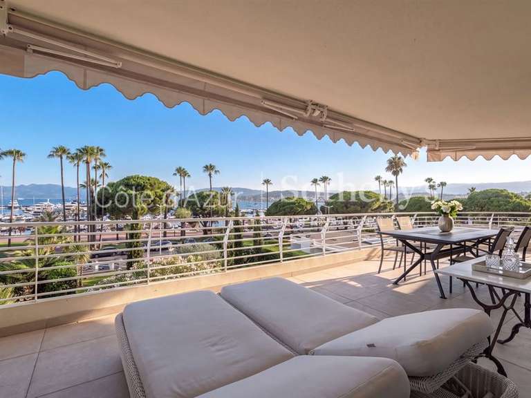Apartment with Sea view Cannes - 3 bedrooms - 117m²