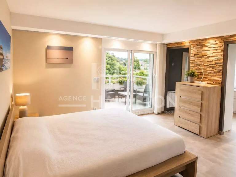 Apartment Mandelieu-la-Napoule - 3 bedrooms - 110m²