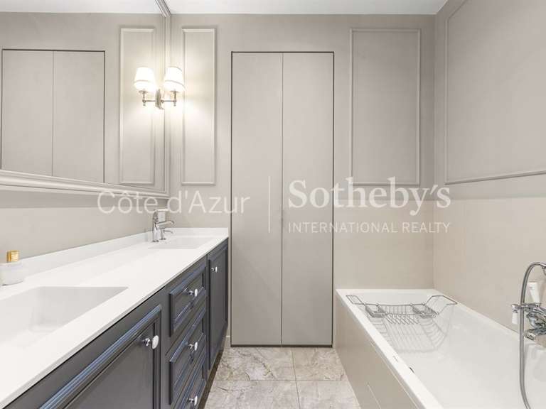 Apartment Nice - 2 bedrooms - 139m²