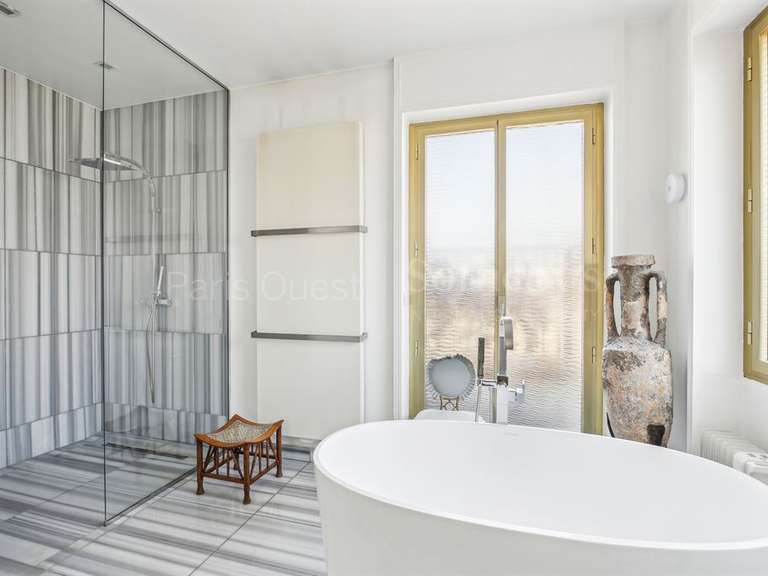 Apartment Paris 16e - 3 bedrooms - 193m²