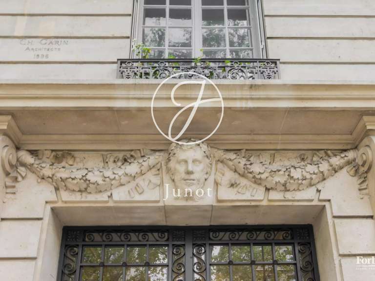 Appartement Paris 7e - 3 chambres - 249m²