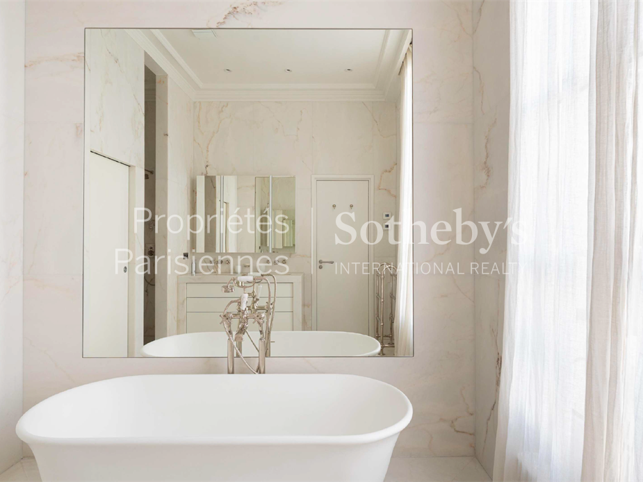 Apartment Paris 7e