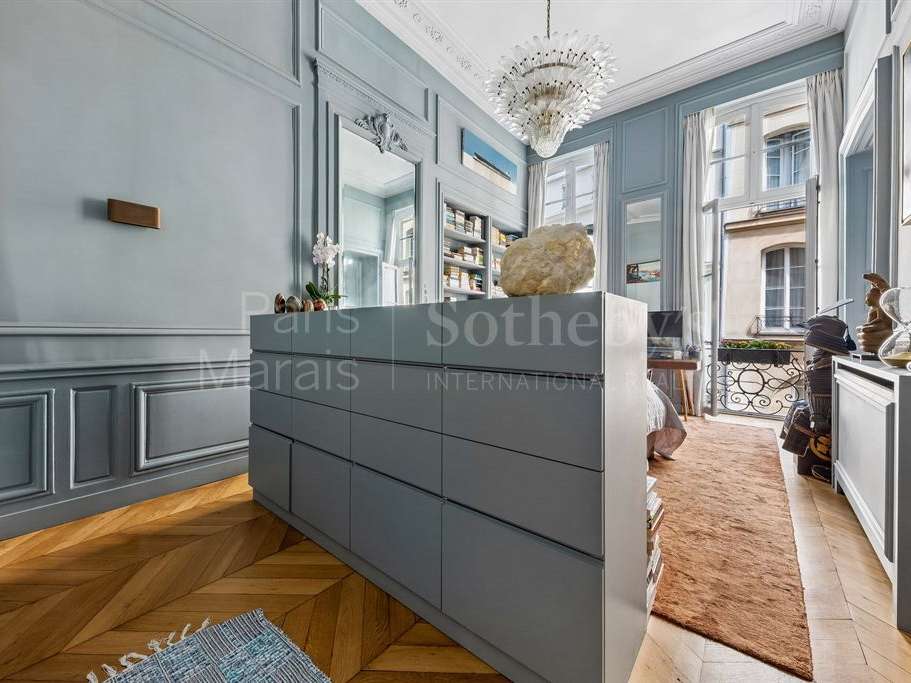Apartment Paris 1er