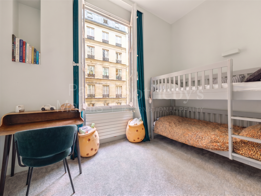 Apartment Paris 1er