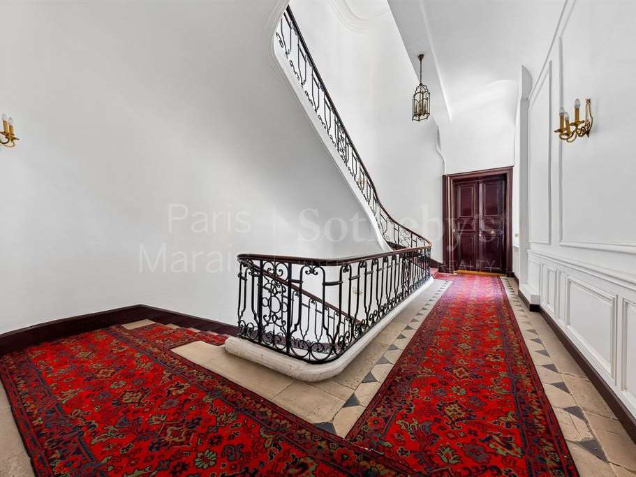 Apartment Paris 1er