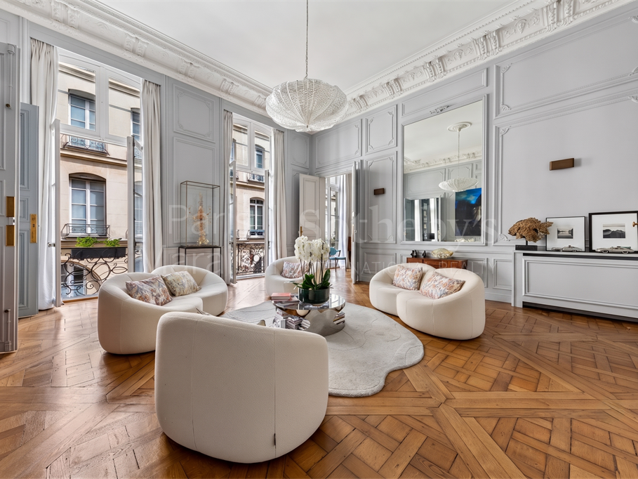 Apartment Paris 1er
