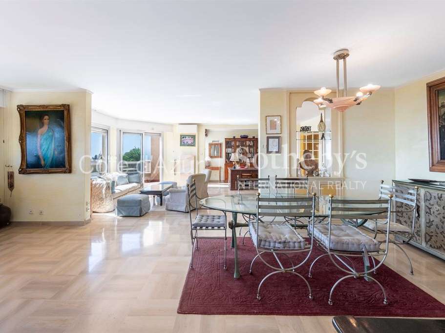 Apartment Nice
