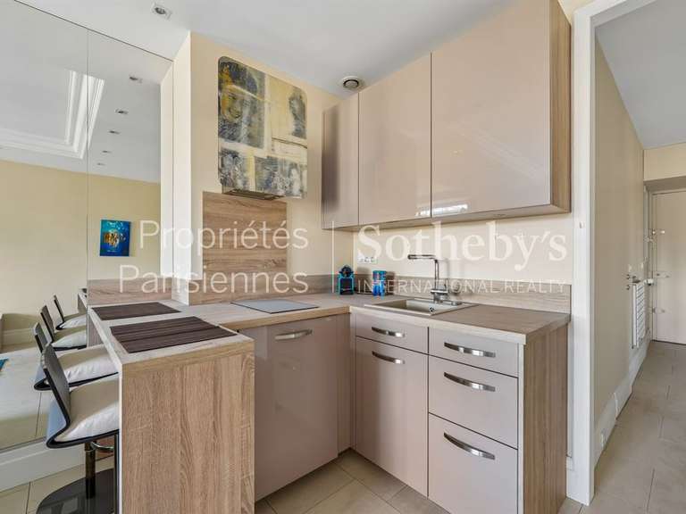 Appartement Paris 8e - 37m²