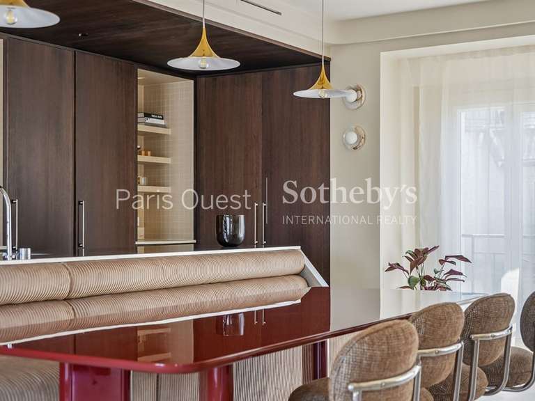 Appartement Paris 8e - 3 chambres - 155m²