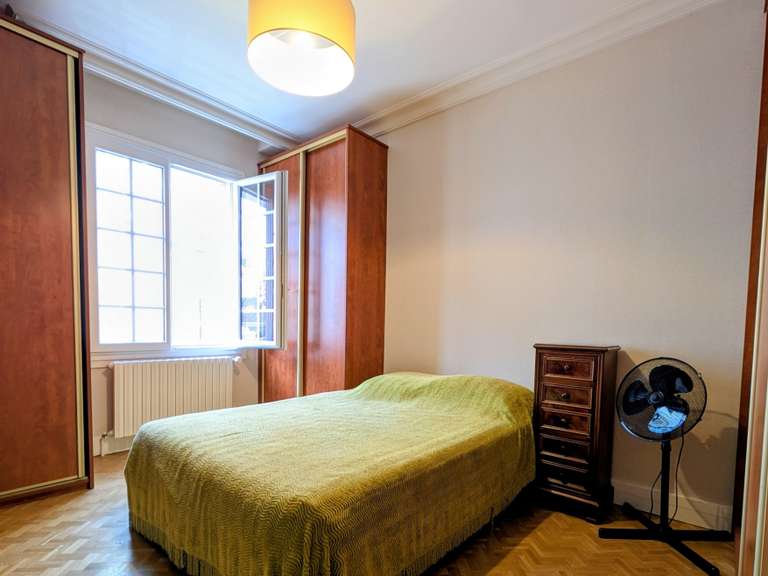 Apartment Orléans - 5 bedrooms - 196m²