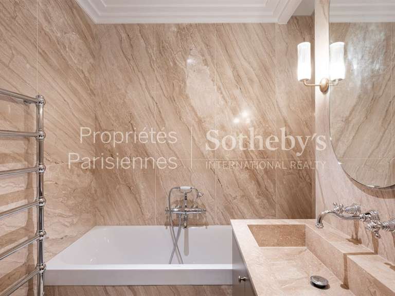 Appartement Paris 6e - 2 chambres - 148m²