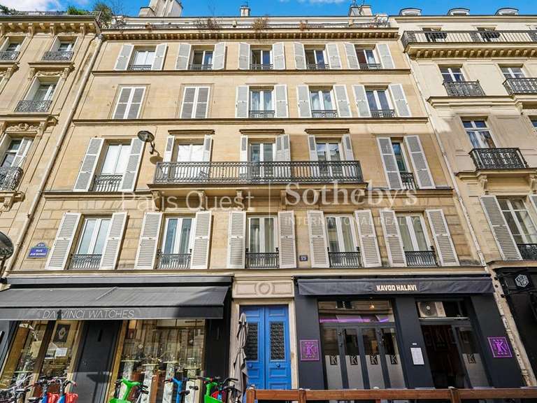 Appartement Paris 8e - 2 chambres - 110m²