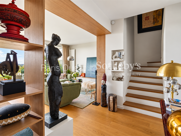 Appartement Paris 16e - 2 chambres - 105m²