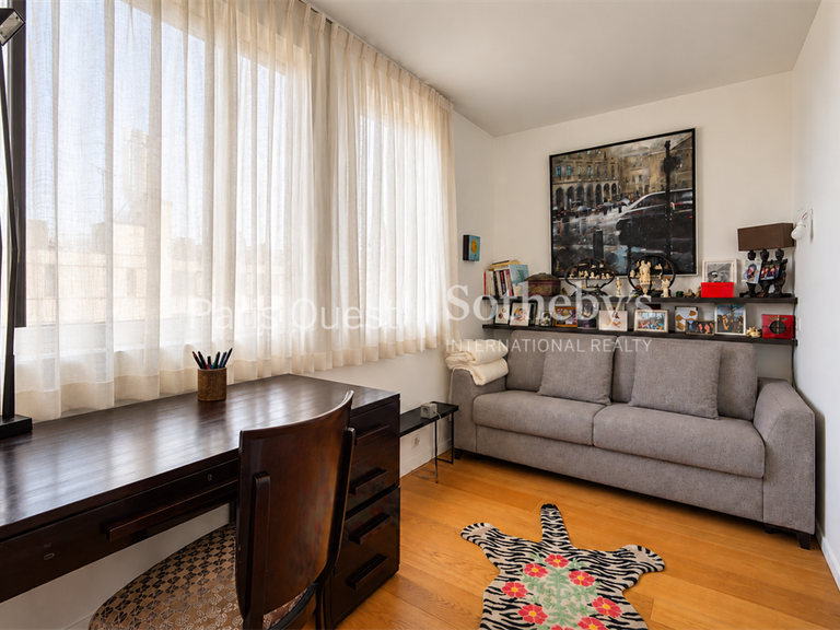 Appartement Paris 16e - 2 chambres - 105m²