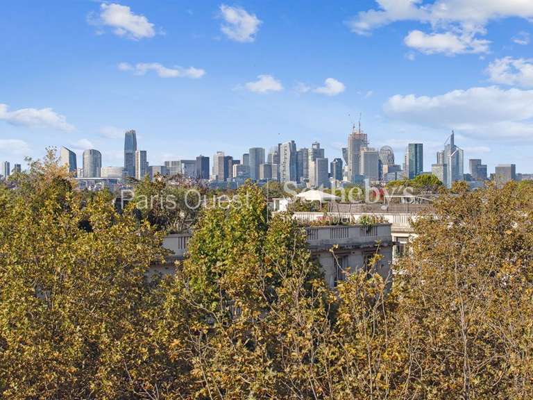 Appartement Paris 16e - 2 chambres - 105m²