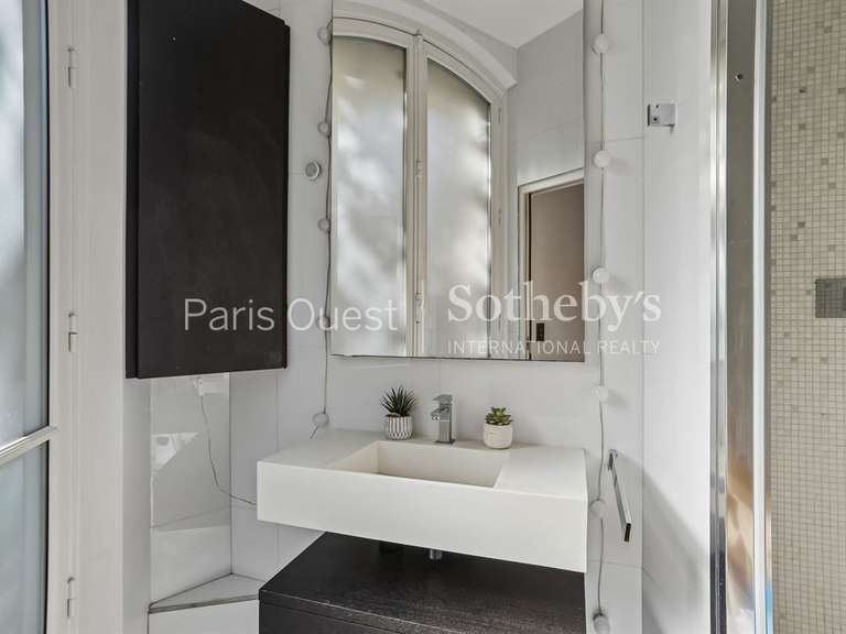 Appartement Paris 17e - 3 chambres - 178m²