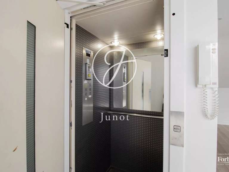 Appartement Paris 17e - 2 chambres - 128m²