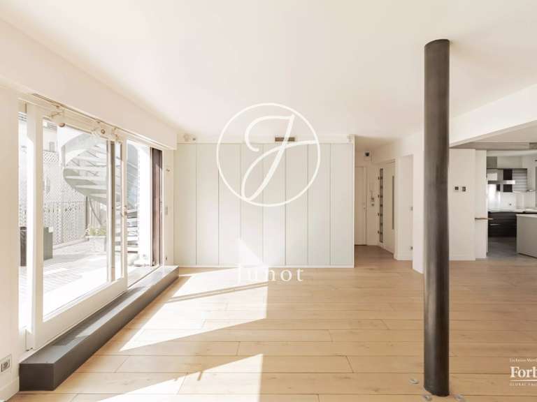 Appartement Paris 17e - 2 chambres - 128m²