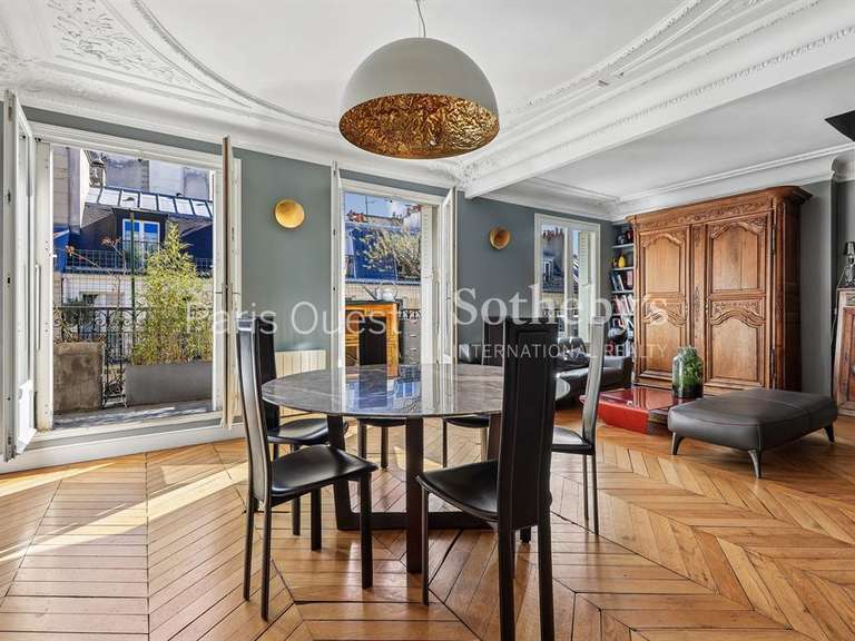 Appartement Paris 7e - 4 chambres - 161m²