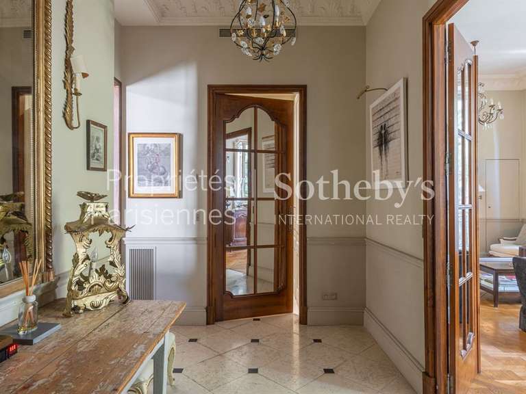 Appartement Paris 6e - 2 chambres - 100m²