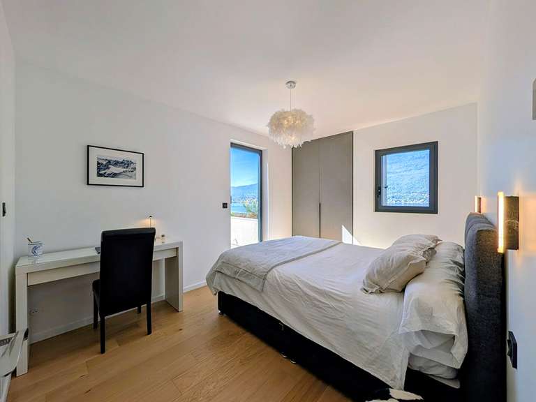 Appartement Tresserve - 3 chambres - 98m²