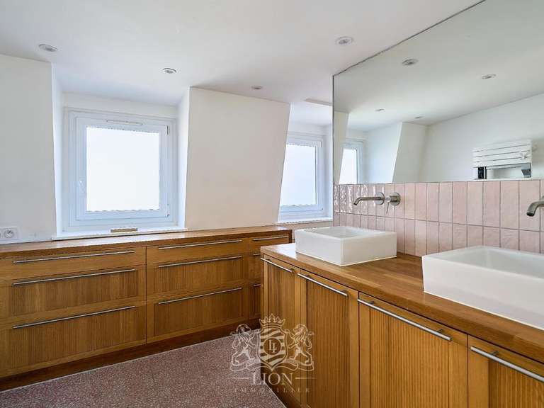 Appartement Lille - 3 chambres - 143m²