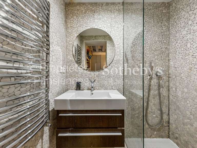 Appartement Paris 4e - 3 chambres - 176m²