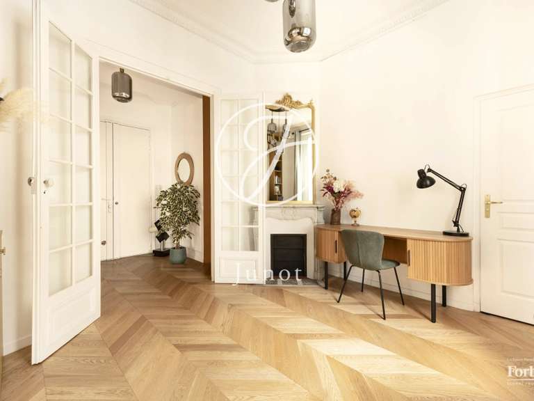 Appartement Paris 15e - 2 chambres - 90m²