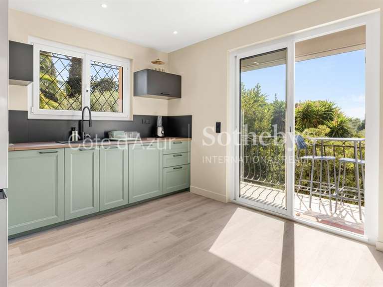 Appartement Mougins - 4 chambres - 100m²