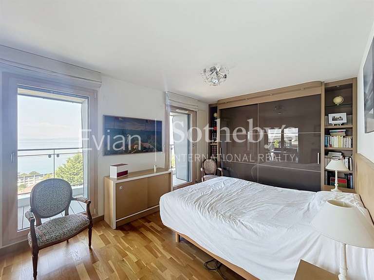 Appartement Évian-les-Bains - 3 chambres - 119m²