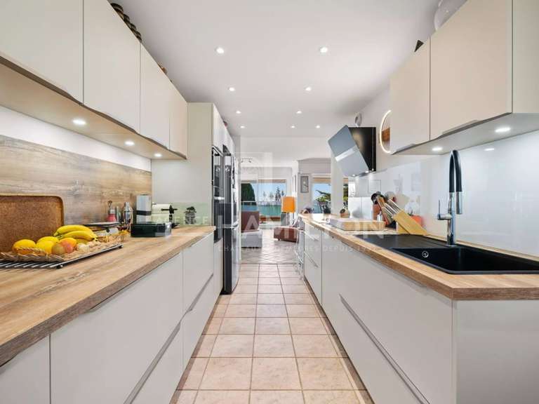 Appartement Grasse - 2 chambres - 139m²