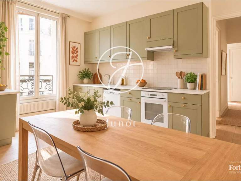 Appartement Paris 8e - 5 chambres - 216m²