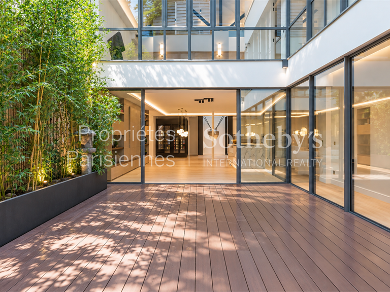 Appartement Paris 2e - 3 chambres - 321m²