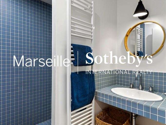 Appartement Marseille 7e - 2 chambres - 110m²