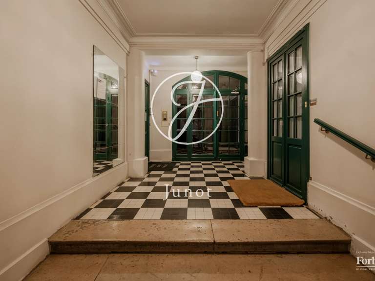 Appartement Paris 17e - 3 chambres - 106m²