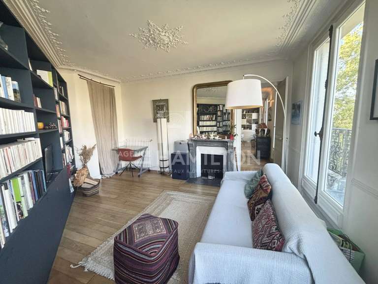 Appartement Paris 10e - 3 chambres - 99m²