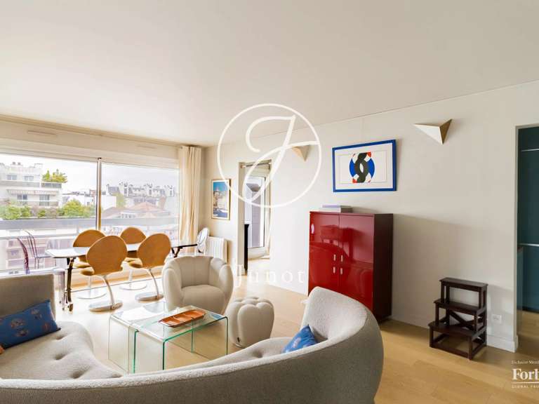 Appartement Paris 17e - 3 chambres - 91m²